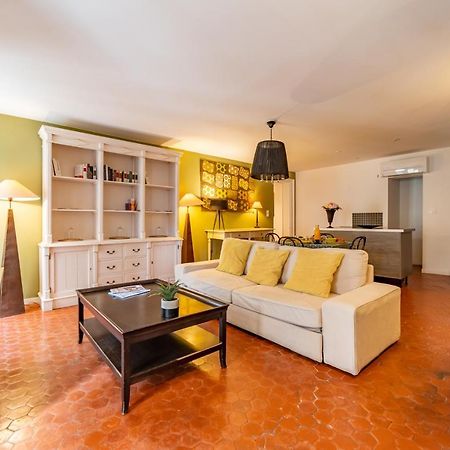 L'Envoutement Provencal Au Coeur De L'Ecusson - Une Nuit A Nimes Ngoại thất bức ảnh
