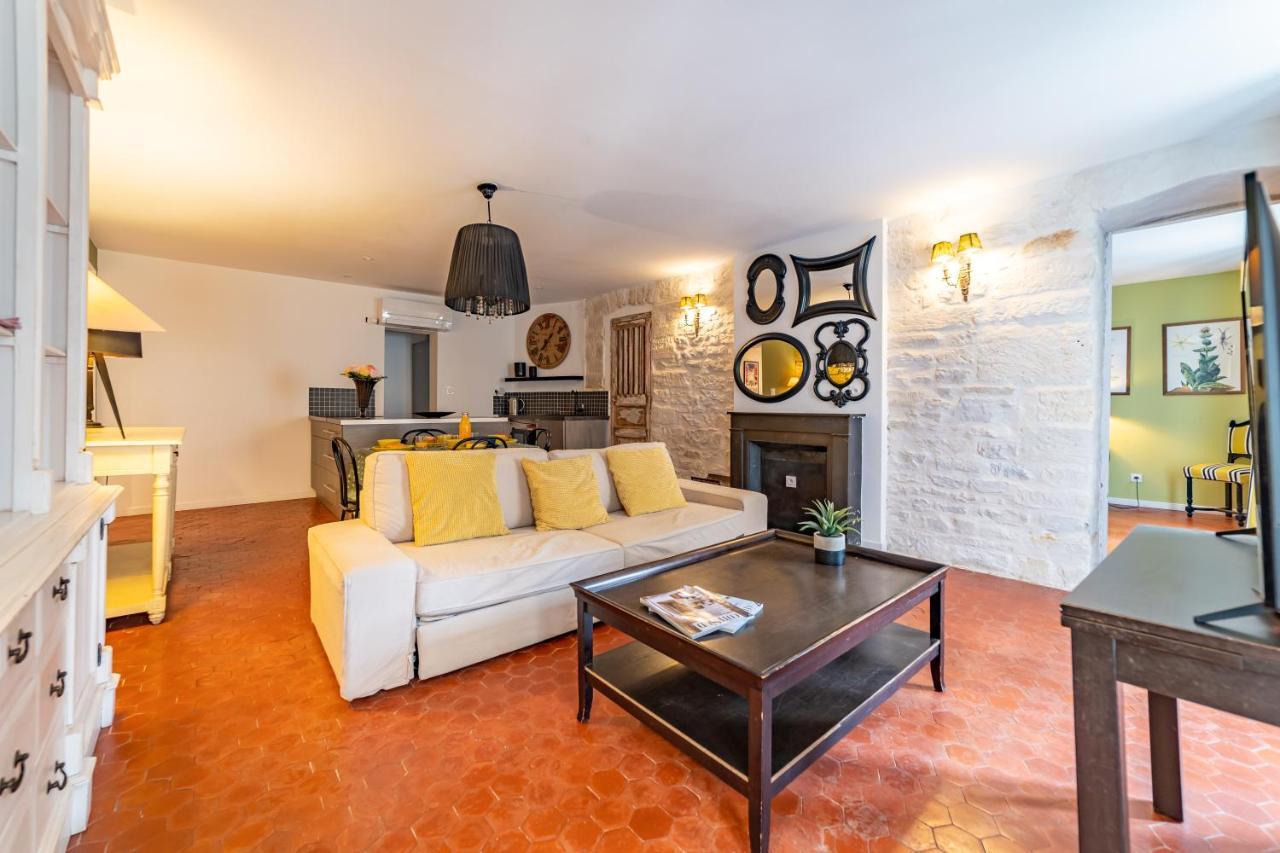 L'Envoutement Provencal Au Coeur De L'Ecusson - Une Nuit A Nimes Ngoại thất bức ảnh